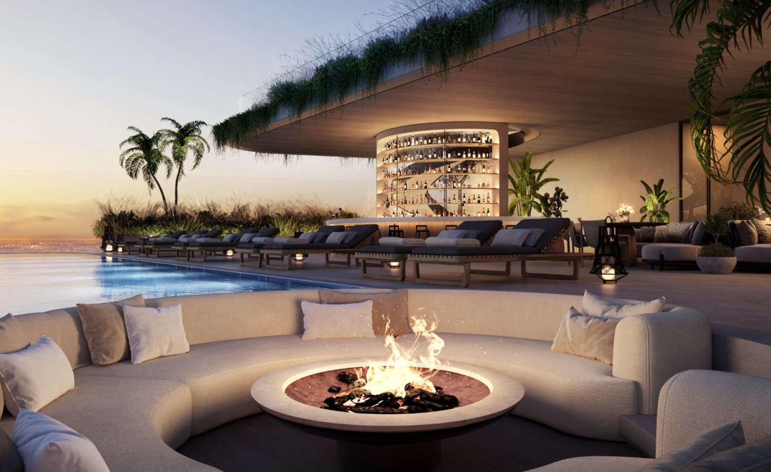 Ora by Casa Tua — piscina del rooftop con fire pit y vista a Brickell
